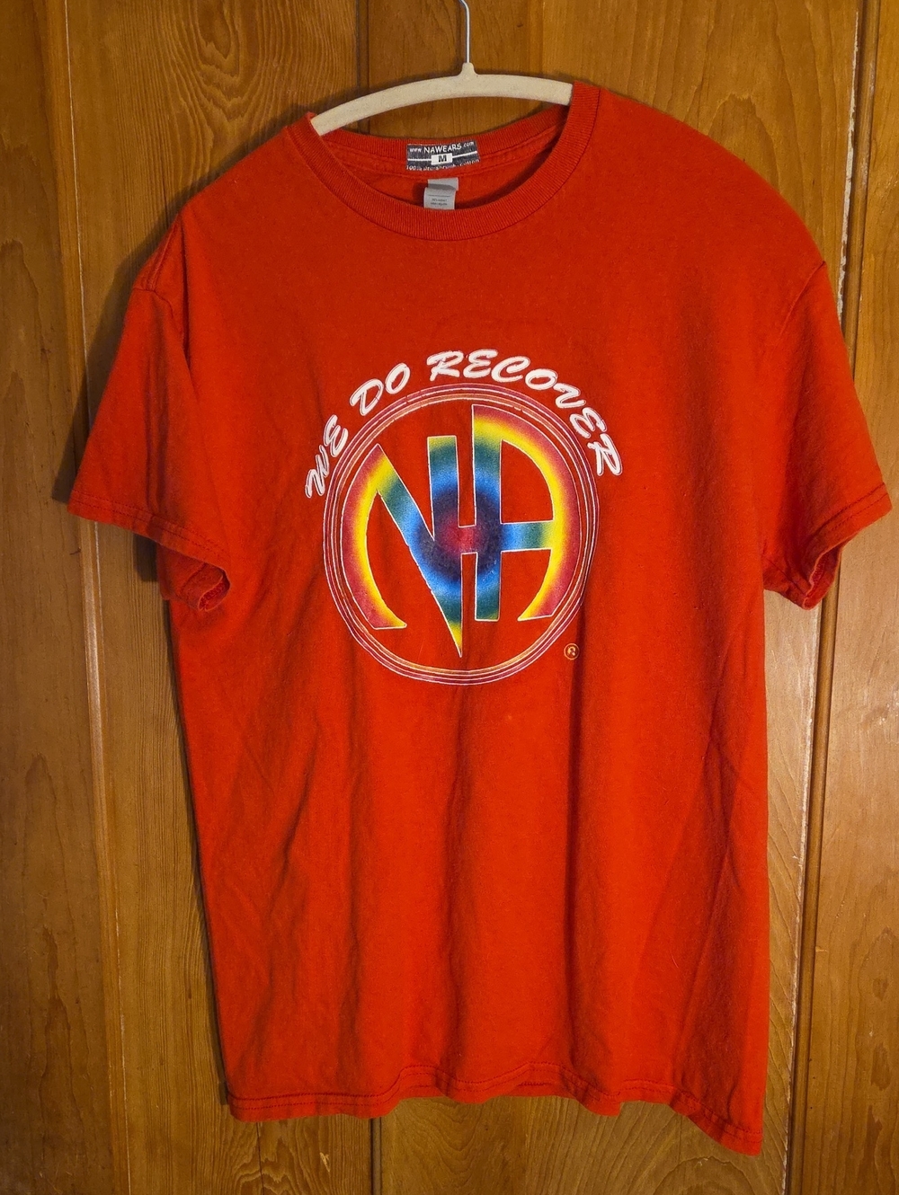 Narcotics Anonymous 'We Do Recover' Red Graphic NA Tee